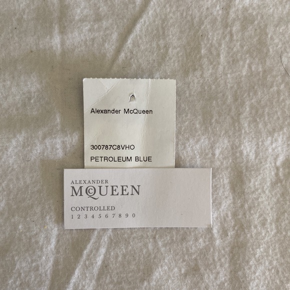 Alexander McQueen Petroleum Blue Suede De Manta Clutch - Picture 9 of 10